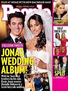 revista people a avut �n publicarea pozelor de la nunta lui kevin jonas.
cel mai recent numar al are